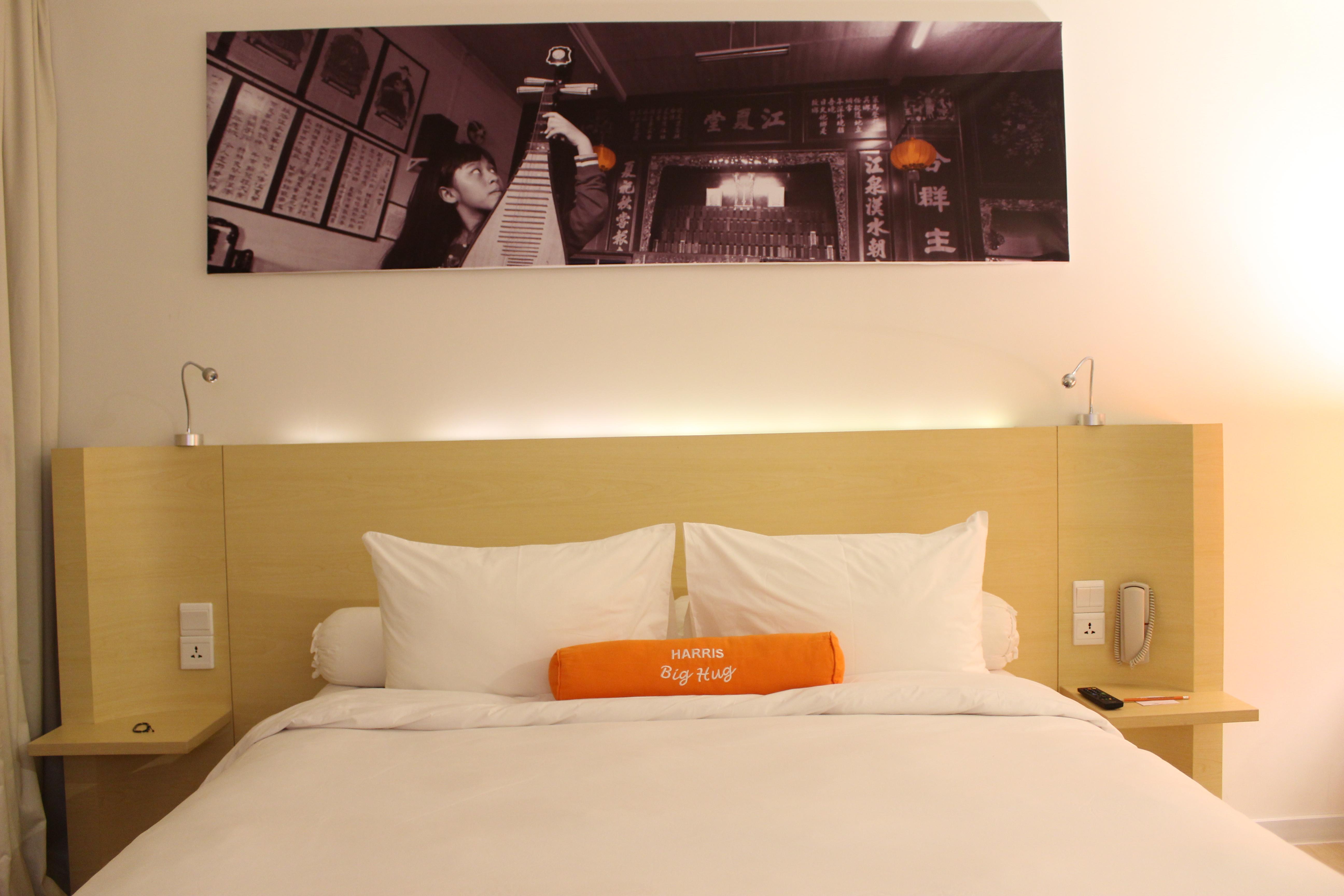Harris Hotel Pontianak Exteriör bild